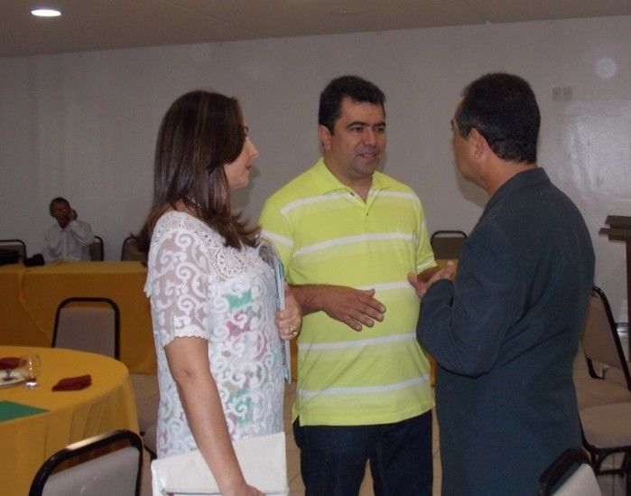 Prefeito Moisés Barbosa é Homenageado pela Revista Em Foco de Teresina  - Imagem 37