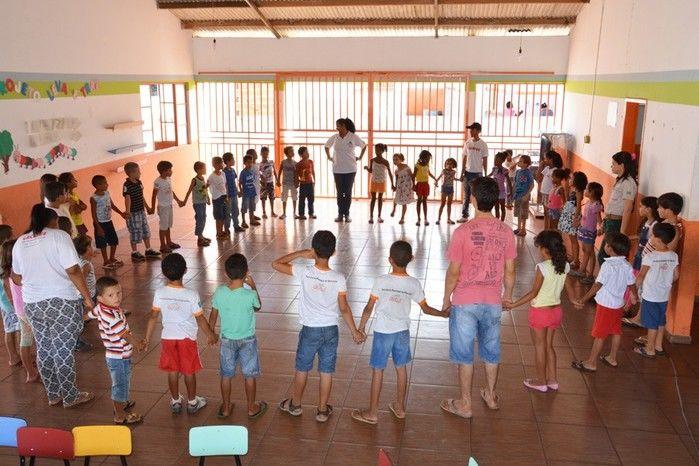 Empresa Cacique em parceiria com a prefeitura de Uruçuí, realiza ação social em escola de Uruçuí - Imagem 9