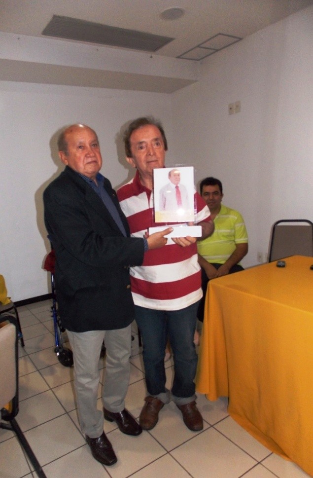 Prefeito Moisés Barbosa é Homenageado pela Revista Em Foco de Teresina  - Imagem 20