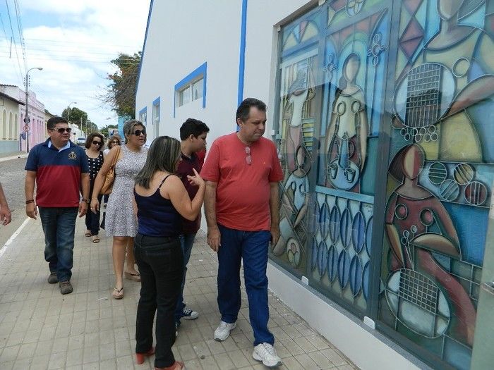 Prefeita recepciona comitiva de portugueses em Pedro II - Imagem 1