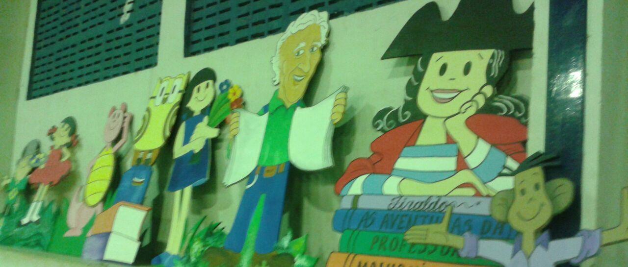 Decoração da II Feira Literária de Oeiras é confeccionado com material reciclado