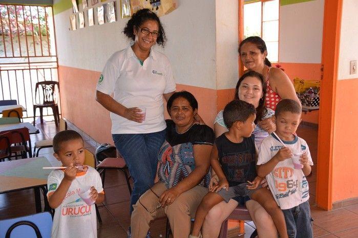 Empresa Cacique em parceiria com a prefeitura de Uruçuí, realiza ação social em escola de Uruçuí - Imagem 8