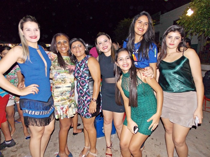 Funcionários, Amigos e Familiares, parabenizam Primeira Dama Mirly Machado pelo seu aniversário - Imagem 6