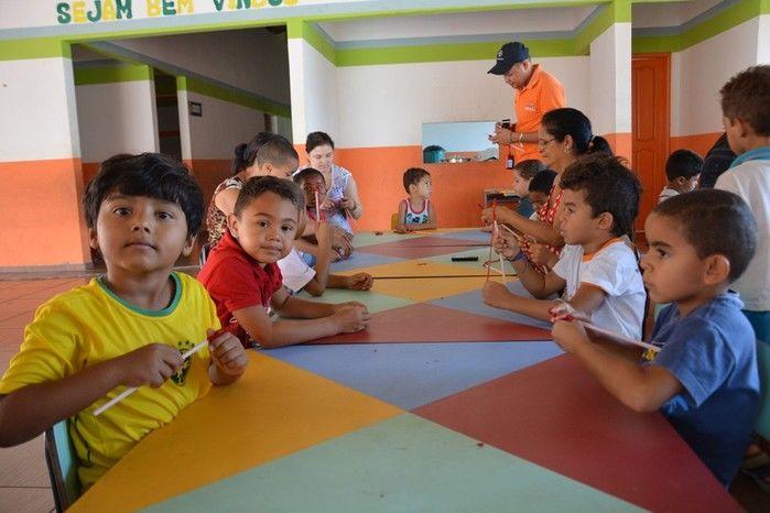 Empresa Cacique em parceiria com a prefeitura de Uruçuí, realiza ação social em escola de Uruçuí - Imagem 4