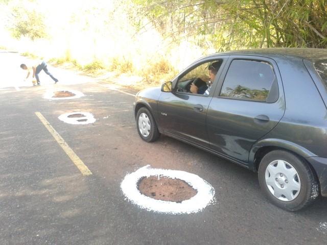 Após vários prejuízos e acidente de trânsito usuário sinaliza buracos na PI-113 - Imagem 4