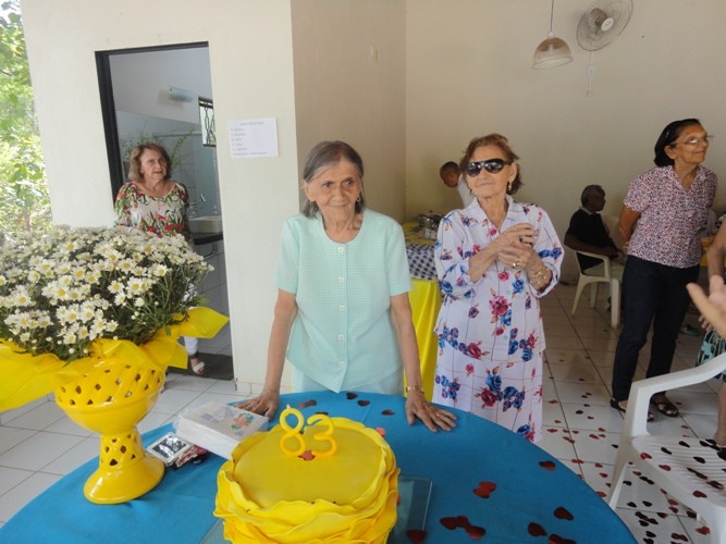 Remediense faz aniversário e comemora com familiares e amigos - Imagem 12