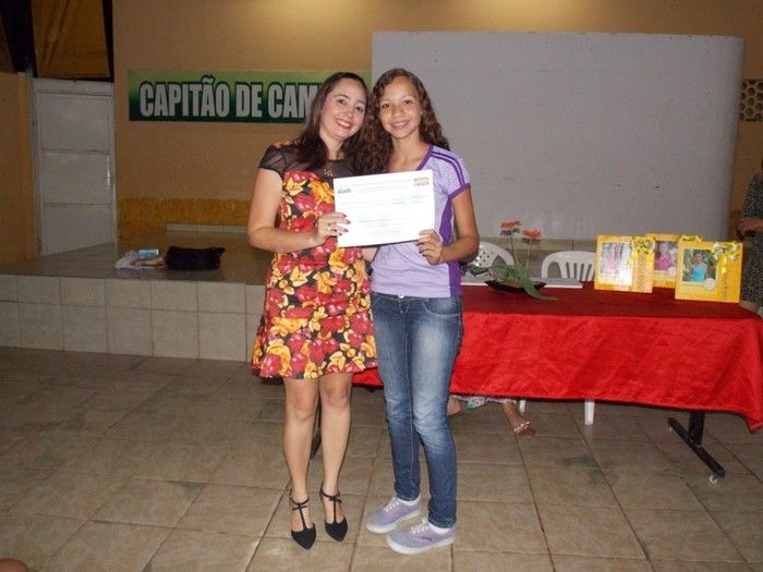 Entrega de certificados para Debutantes participantes do VI Baile - Imagem 18