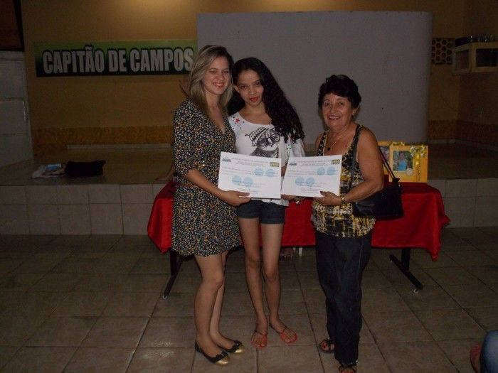 Entrega de certificados para Debutantes participantes do VI Baile - Imagem 15