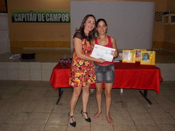 Entrega de certificados para Debutantes participantes do VI Baile - Imagem 11