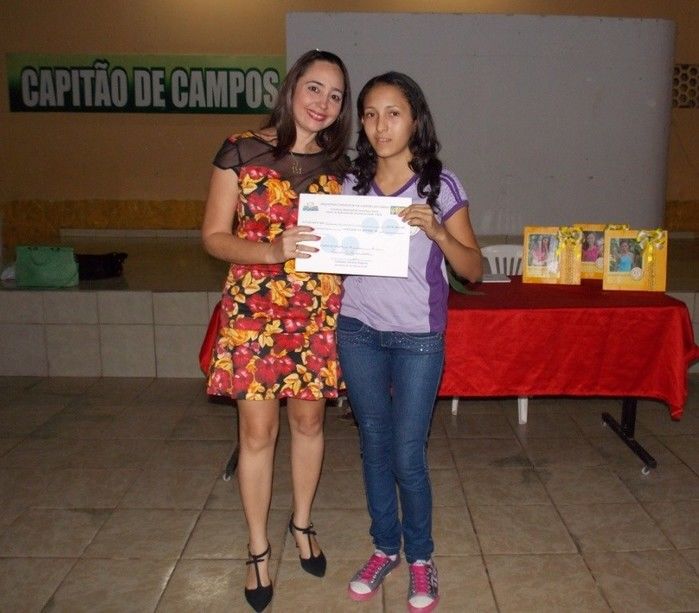 Entrega de certificados para Debutantes participantes do VI Baile - Imagem 40