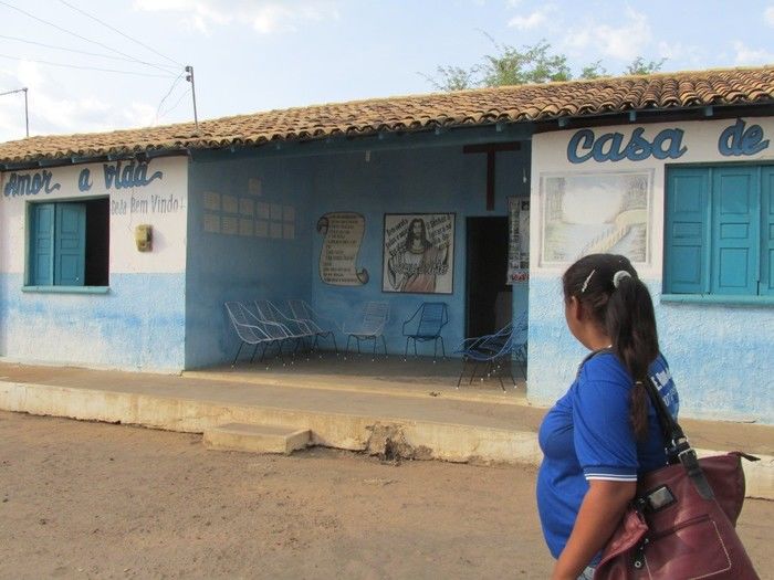 Alunos da Escola Roque Alencar visitam a casa de Recuperação vida verdadeira em Água Branca  - Imagem 16