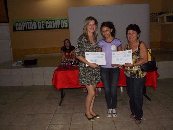 Entrega de certificados para Debutantes participantes do VI Baile - Imagem 23