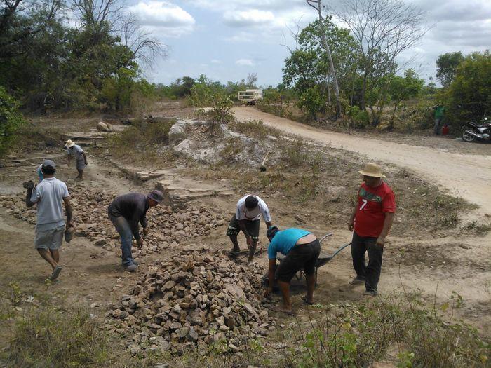 Prefeito Zé Resende constrói  pontilhão da comunidade Tijuco  - Imagem 6