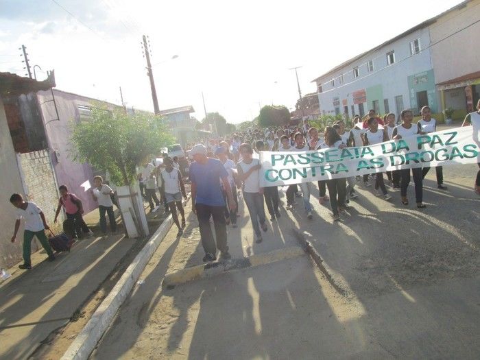 II Caminhada Contra as Drogas da Escola Roque Alencar em Agricolândia  - Imagem 4