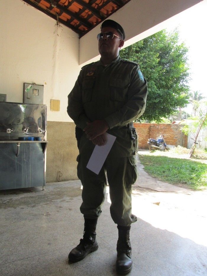 Subtenente Juvenilton Cavalcante da Força Tática de Água Branca Ministra Palestra sobre Drogas na Escola Roque Alencar   - Imagem 14