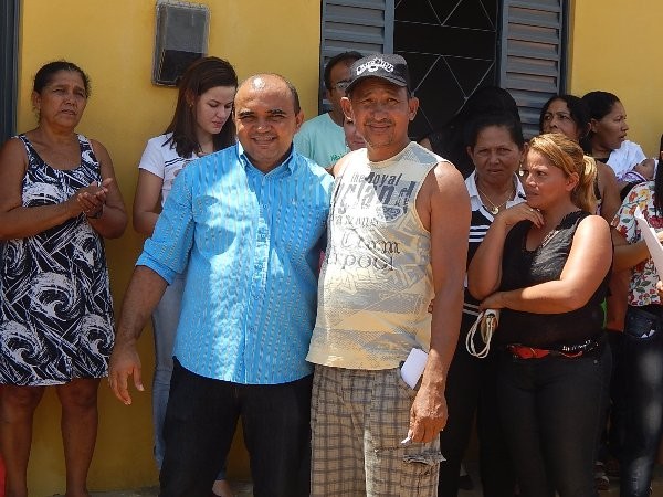 Beneficiários recebem casas do Programa Minha Casa Minha Vida  - Imagem 21