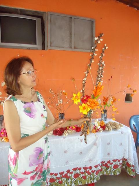 Encerramento do Curso de Flores e Arranjos na Palha do Milho - Imagem 20