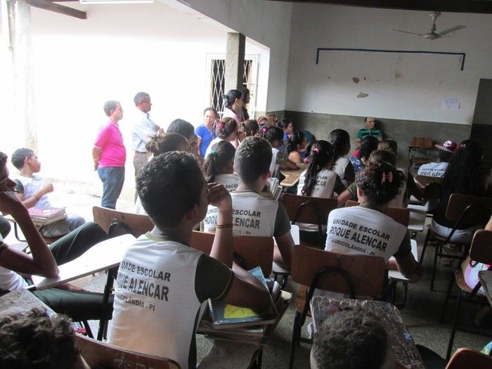 Coordenador da casa de Recuperação vida verdadeira  Faz palestra Sobre Drogas na Escola Roque Alencar em Agricolândia  - Imagem 22