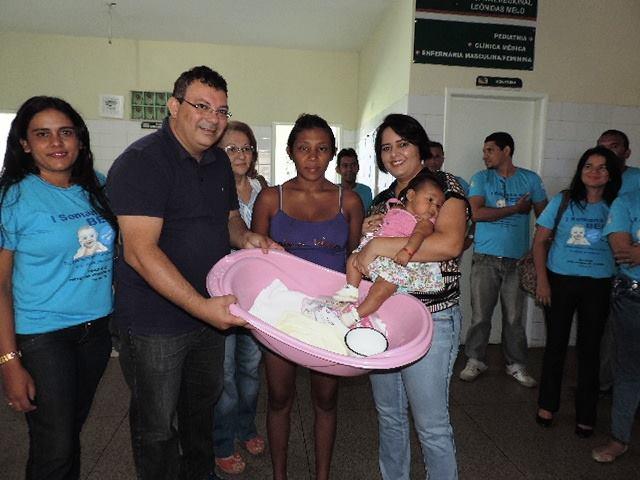 Primeira-dama Edneida Fortes encerra a ‘Semana do Bebê’ com entrega de enxovais. - Imagem 1