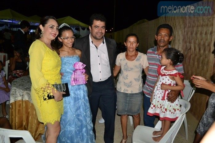 Secretaria Municipal do Trabalho e Assistência Social de Capitão de Campos realizou VI Baile de Debutantes - Imagem 148