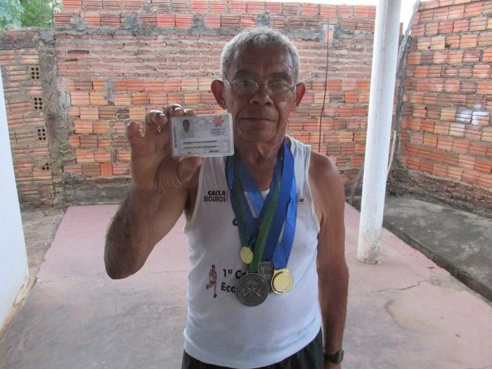Domingos aos 69 Anos participa da Grande Maratona da Faculdade ISEPRO de Água Branca  - Imagem 10