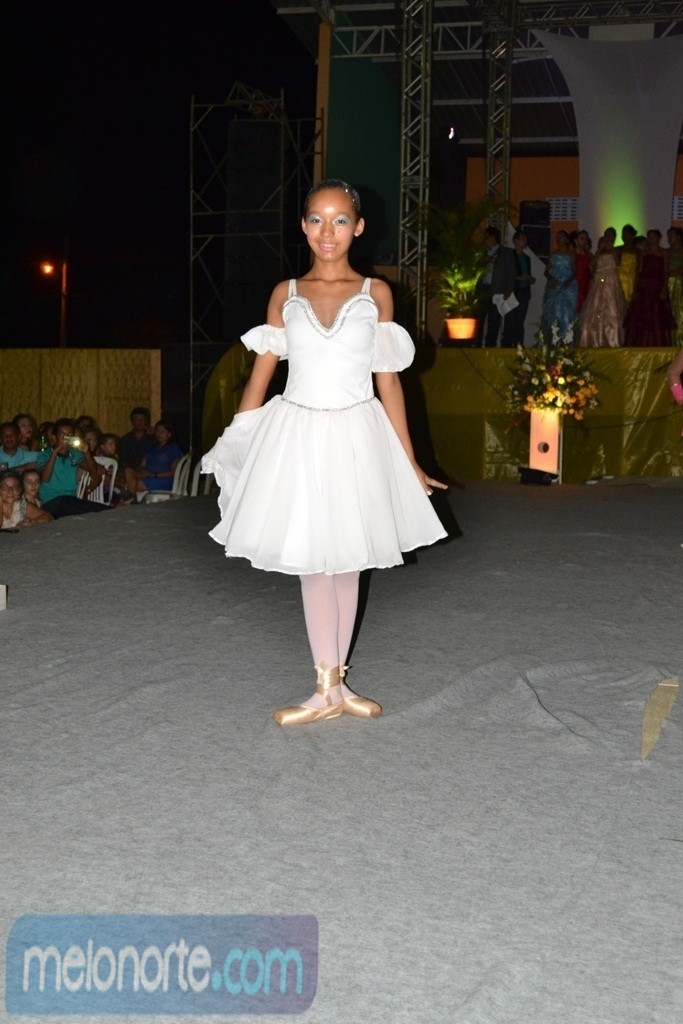 Secretaria Municipal do Trabalho e Assistência Social de Capitão de Campos realizou VI Baile de Debutantes - Imagem 24