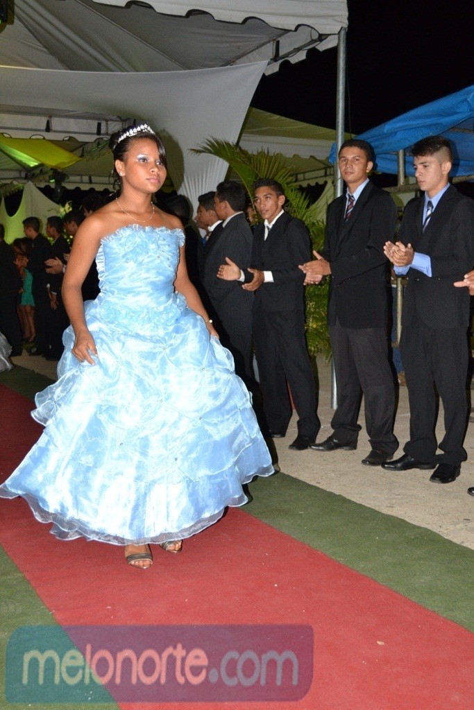 Secretaria Municipal do Trabalho e Assistência Social de Capitão de Campos realizou VI Baile de Debutantes - Imagem 3