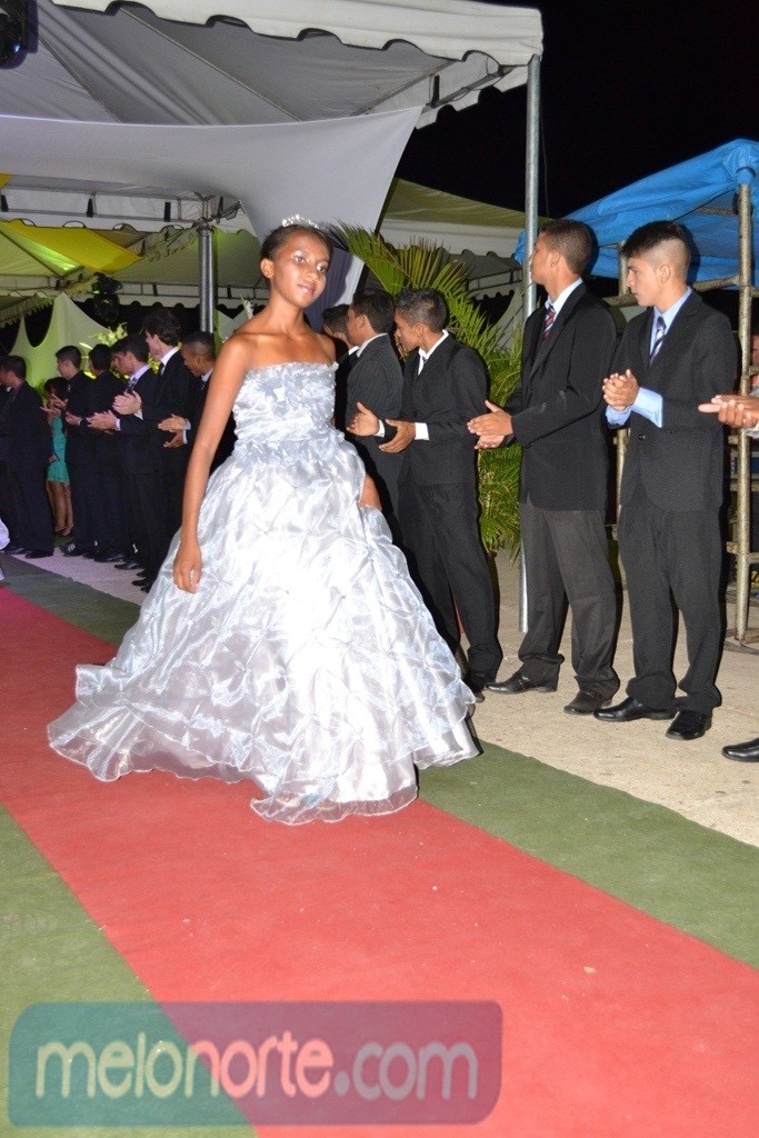 Secretaria Municipal do Trabalho e Assistência Social de Capitão de Campos realizou VI Baile de Debutantes - Imagem 4