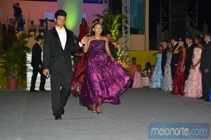 Secretaria Municipal do Trabalho e Assistência Social de Capitão de Campos realizou VI Baile de Debutantes - Imagem 62