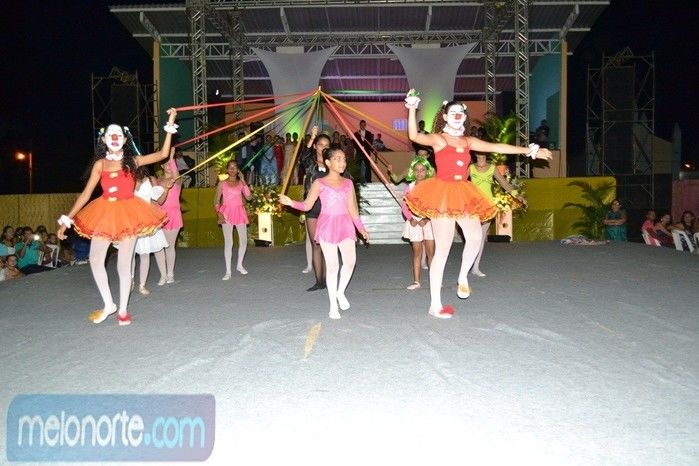 Secretaria Municipal do Trabalho e Assistência Social de Capitão de Campos realizou VI Baile de Debutantes - Imagem 26