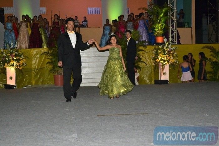 Secretaria Municipal do Trabalho e Assistência Social de Capitão de Campos realizou VI Baile de Debutantes - Imagem 41