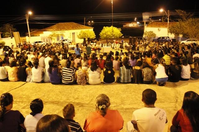 Arcebispo realiza celebração no município de Miguel Alves  - Imagem 2