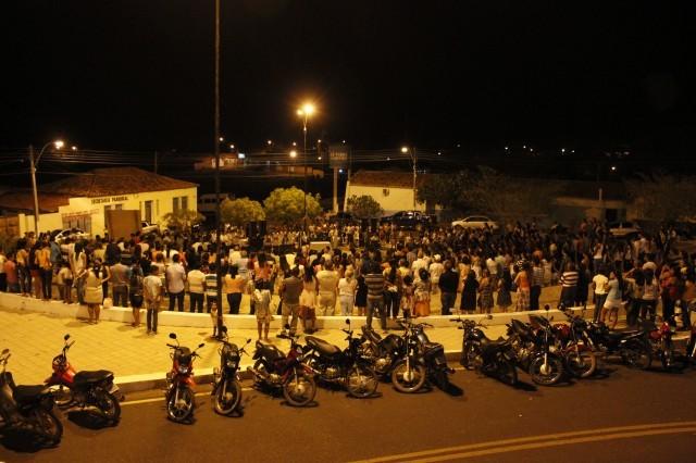 Arcebispo realiza celebração no município de Miguel Alves  - Imagem 3