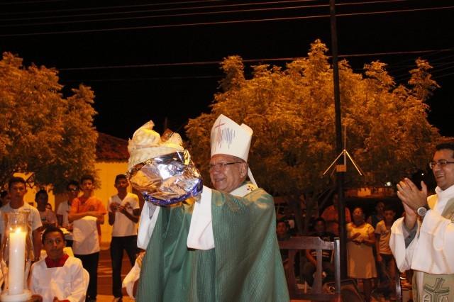Arcebispo realiza celebração no município de Miguel Alves  - Imagem 5