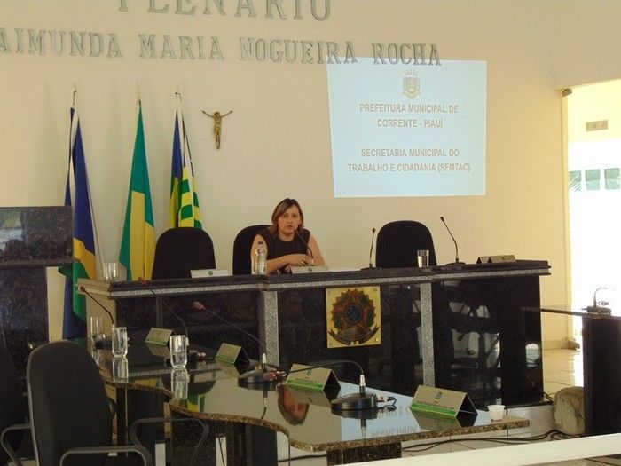 Prefeitura promove debate e capacitação sobre Família Acolhedoras e Adoção  - Imagem 2