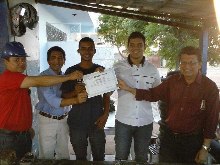 Mais qualificação - PRONATEC forma profissionais em mecânica de motocicletas em Itainópolis - Imagem 1