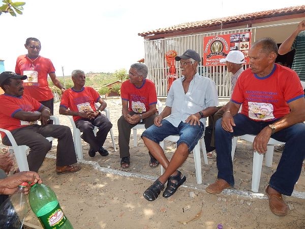 Grupo de Idosos de Lagoinha Ganham dia de Lazer Em Santa Cruz - Imagem 15