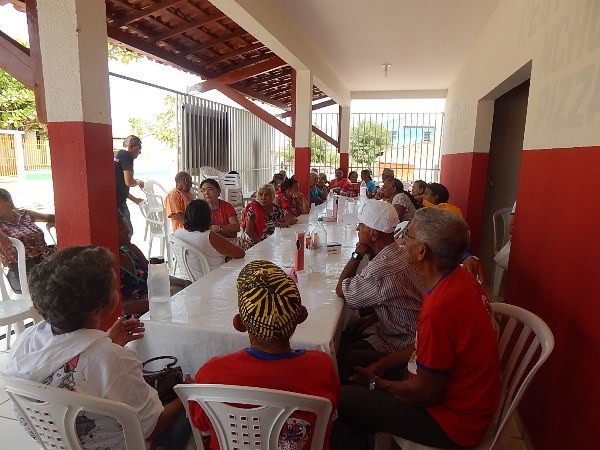 Grupo de Idosos de Lagoinha Ganham dia de Lazer Em Santa Cruz - Imagem 13