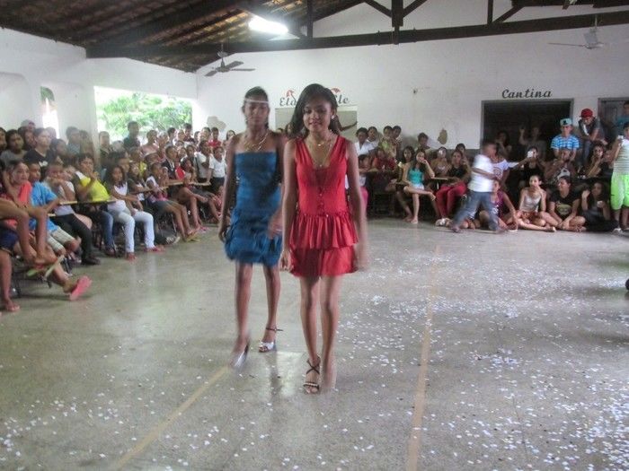 Projeto Contra as Drogas é encerrado com Show de Desfile para a Escolha do Garoto e Garota Roque Alencar 2014 - Imagem 35
