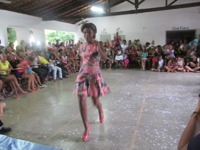 Projeto Contra as Drogas é encerrado com Show de Desfile para a Escolha do Garoto e Garota Roque Alencar 2014 - Imagem 41