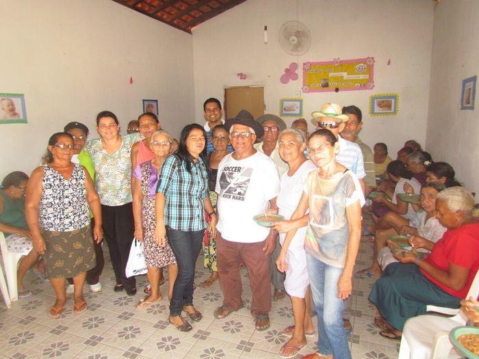 CRAS proporciona dia de lazer aos idosos - Imagem 4