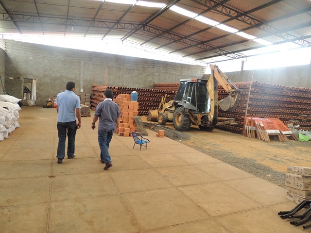 Prefeito Jonas Moura visita canteiro de obras - Imagem 3