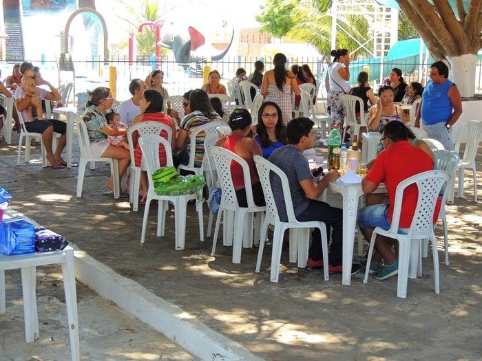 Servidores do Solon Brandão participam de confraternização  - Imagem 3