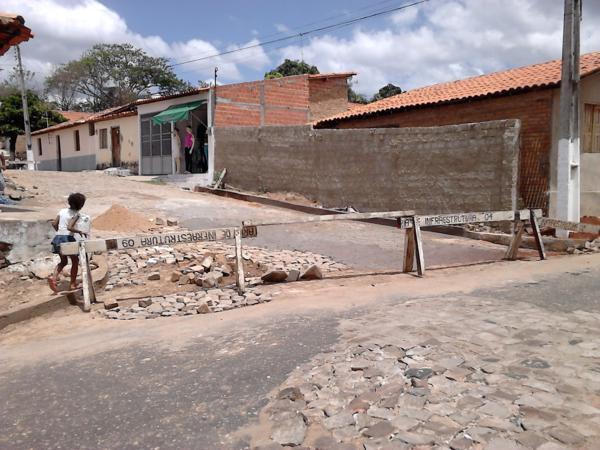 Amarante: Prefeitura realiza recuperação de ruas - Imagem 7