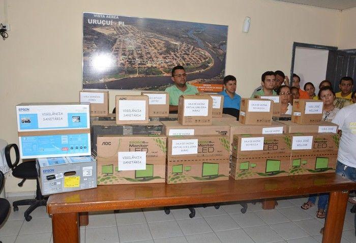 Prefeita Renata entrega computadores para Unidades de Saúde - Imagem 1