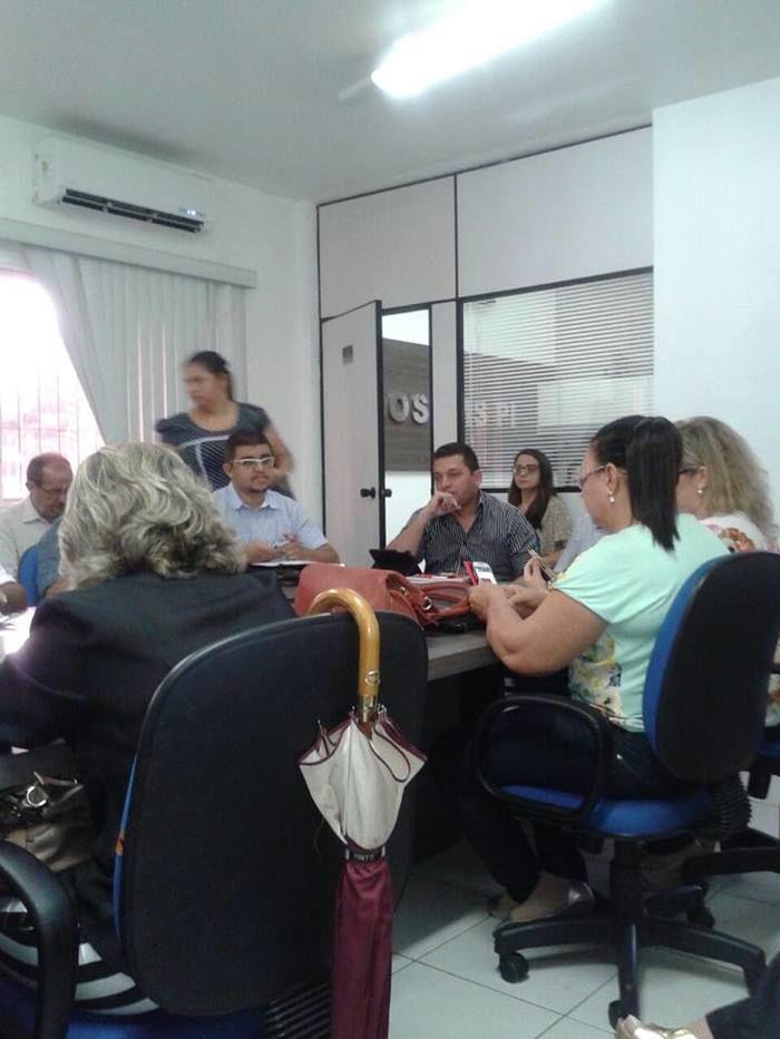 Prefeito e Secretario participaram de reunião do Consems - Imagem 3