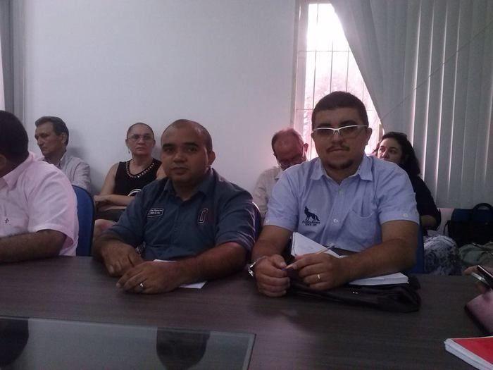 Prefeito e Secretario participaram de reunião do Consems - Imagem 2