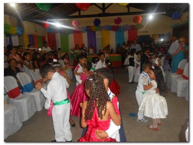 Colação de Grau da Turma do “ABC” da Escola Municipal João Amilton Ferreira - Imagem 42