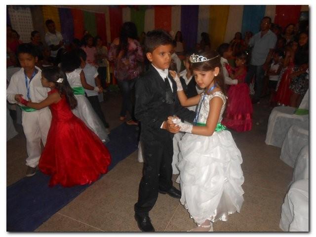 Colação de Grau da Turma do “ABC” da Escola Municipal João Amilton Ferreira - Imagem 41