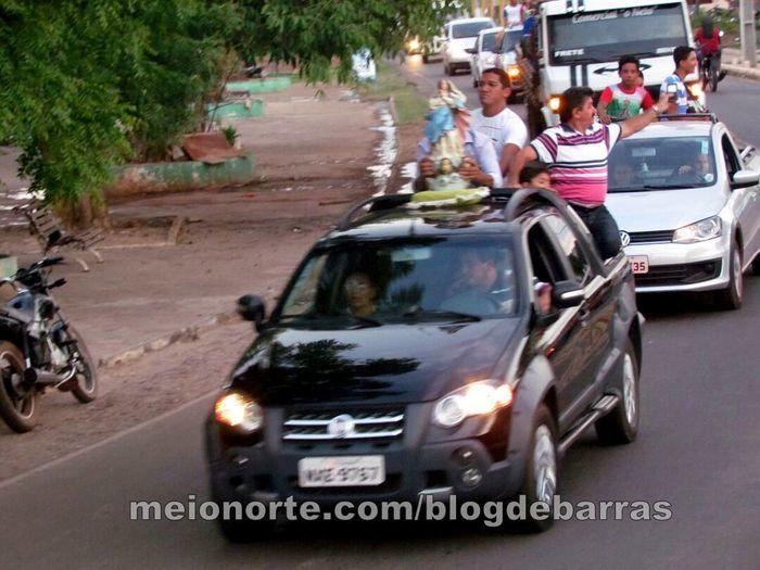 Fiéis acompanham chegada da imagem de Nossa Senhora da Conceição - Imagem 28